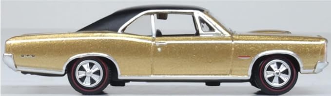Diecast 1966 Pontiac GTO Martinique Bronze and Black 1:87 Scale 87PG66003