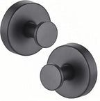 Suction Cup Wreath Hanger, 15 Lbs Heavy Duty Hooks for Christmas Holiday Decor, 2-Pack Black Wreath Holder with Strong Adhesion, No Drill Installation for Windows Glass Surfaces