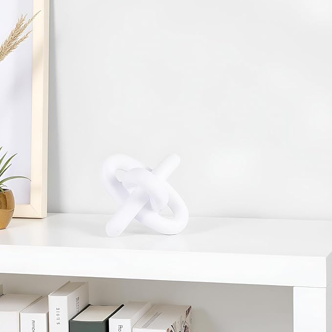 XMGZQ White Knot Decor for Coffee Table Book,Chain Link Decor for Bookshelf Entry Table TV Stand,Minimalist Knot Sculpture for Home Living Room,Object Decoracions para sala,adornos para sala Modernos