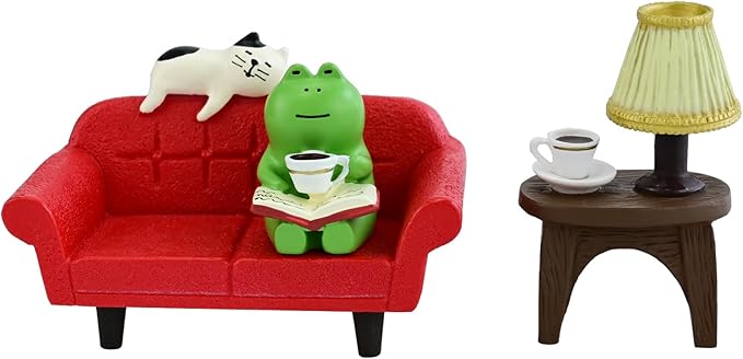 Mevodeata Cute Mini Frog Figurine with Small Sofa and Lamp Table Resin Frog Figure for Office Decor (Red Long Sofa)