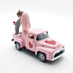Alloy Retro Car Decors Antique Truck Model with Couple Figurines for Weddings Party Centerpieces and Home Shelf Display Couple Figurine Home Decors