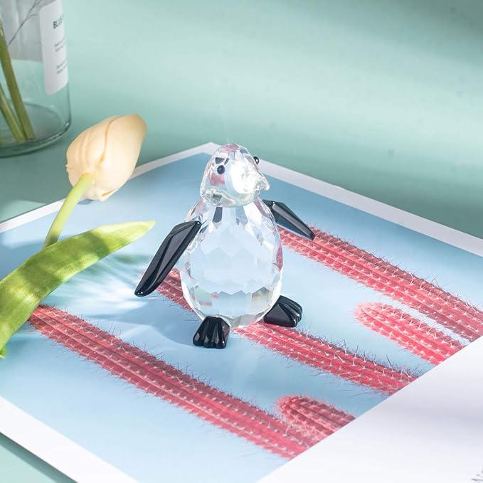 LONGWIN Crytal Cute Penguin Figurines of Glass Collectible Animal Figurines Desk Decoration Ornaments