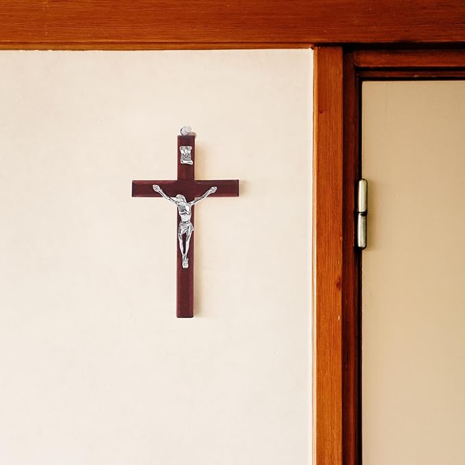 XIPENGKEJI Wooden Cross Wall Hand Held Prayer Jesus Crosses Christian Small Wooden Cross with for Decor Christian Gift 4.7 inch with Velvet Bag