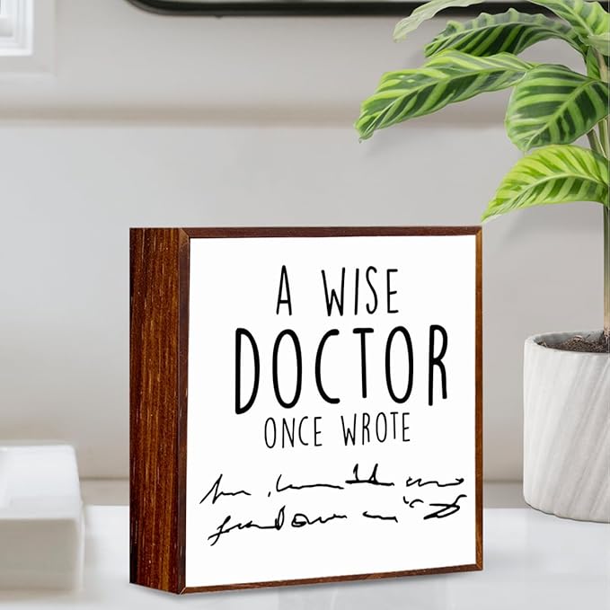 Doctors Gifts Dentist Gifts Funny Dental Office Decor, Dental Assistant Accessories Week Gift Birthday Graduation Gifts, Farmhouse Wooden Box Sign Office Desk Tabletop Shelf Decor