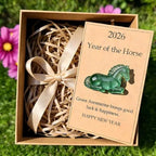 Lucky Crystal Horse — A Symbol of Wisdom & Success (2026), Clear Horse Crystal Figurine with Card, A Timeless Symbol For Fresh Starts And Bold Journeys Ahead, Welcome New YearDecorative Gift (Green)