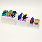 Cerpourt 2 Sets Acrylic Display Risers Colorful Product Stand,Cupcakes Holder Dessert Display Transparent Showcase Stands, Candy Bar Risers, Acrylic Lifts Display for Figures