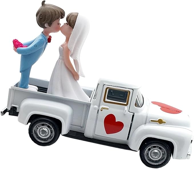 Alloy Retro Car Decors Antique Truck Model with Couple Figurines for Weddings Party Centerpieces and Home Shelf Display Couple Figurine Home Decors