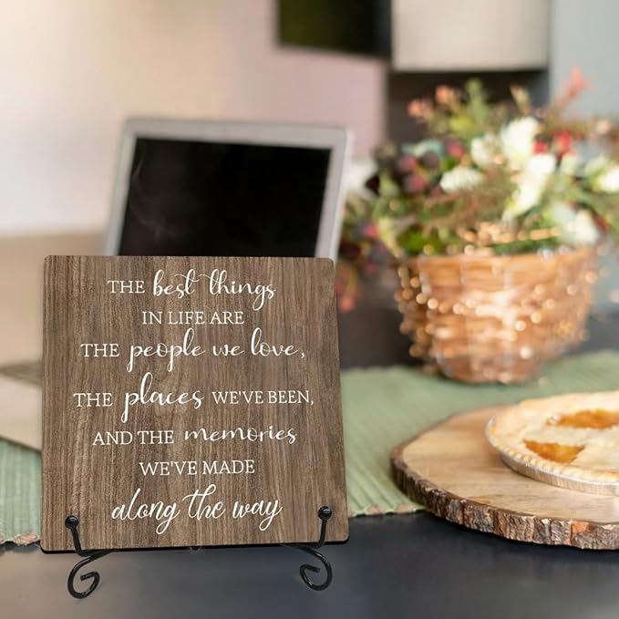 5” Motivational Wooden Sign With Metal Support - The Best Things In Life Are The People We Love - Rustic Farmhouse Decor For Kitchen Living Room Bedroom Desk Shelf Decor Inspirational Gifts For Family & Friends - A19