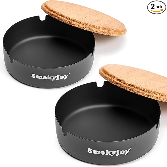 Ashtray with Lid for Outside Patio, 2 Pack Windproof Ash Tray, Black Stainless Steel Smokeless Ashtray for Outdoor Home Office Tabletop Patio Outdoor Balcony, Small