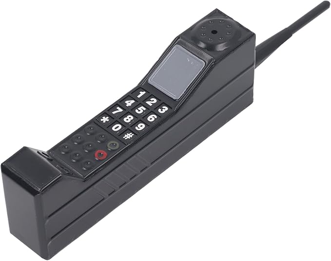 Qinlorgo Vintage Brick Cell Phone, Retro Mobile Phone Model, Handmade Iron Decorative Ornament with Classic Design, Ideal for Living Room, Office & Cafe Gift