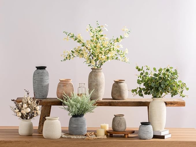 Ceramic Flower Vase, 6“ Small Rustic Farmhouse Vases Home Decor, Short Pottery Decorative Pampas Vase for Table Living Room Entryway Mantel Bookshelf Bedroom Bathroom Kitchen-White