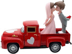 Alloy Retro Car Decors Antique Truck Model with Couple Figurines for Weddings Party Centerpieces and Home Shelf Display Couple Figurine Home Decors