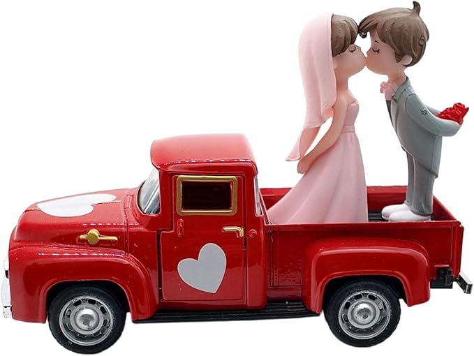Alloy Retro Car Decors Antique Truck Model with Couple Figurines for Weddings Party Centerpieces and Home Shelf Display Couple Figurine Home Decors