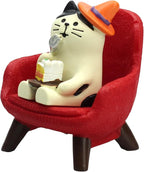 RAQWI Cute Kitten Figurine Eating Cake on Red Sofa, Mini Resin Cat Statue for Office Desk & Home Decoration, Adorable Easter Spring Gift for Cat Lovers, Women, Friends