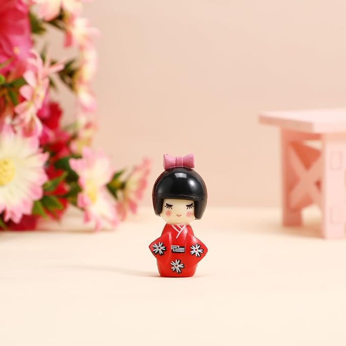 NUOBESTY Traditional Japanese Kimono Doll Ornament Wooden Asian Geisha Collectible Figurine Statue for Office Home Party Table Decoration Random
