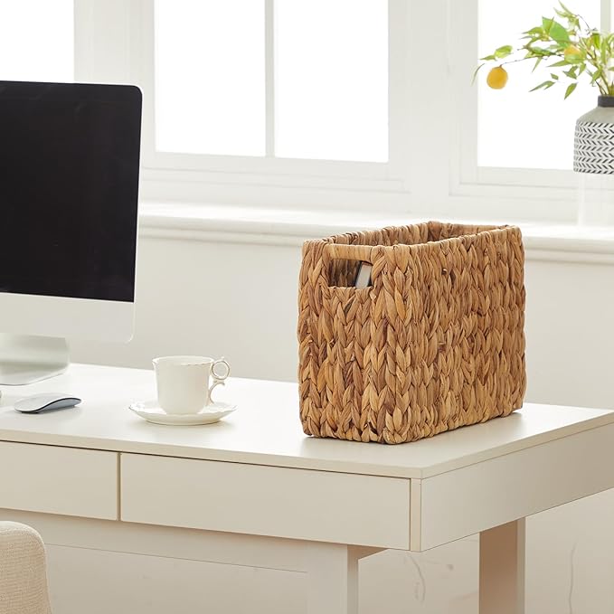 BROWNLILY Hand-Woven Magazine Holder, Natural Water Hyacinth Magazine Wicker Basket, Magazine Storage Floor Rustic Home Decor for Living Room, Bedroom