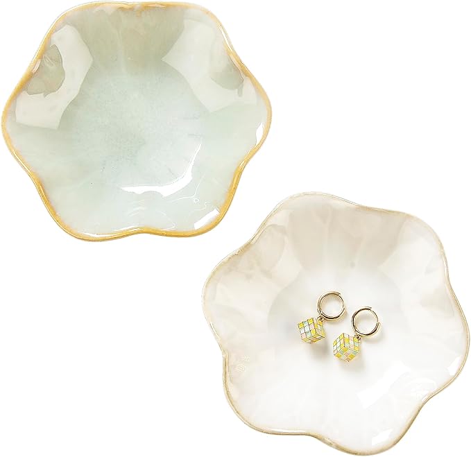 JAMEND CLXP Lotus Leaf Shape Decorative Ring Tray, Small Key Bowl, Ceramic Trinket Tray Jewelry Dish Organizing Necklace Earrings, Home Decoration for Mom Best Friend Sister, Light Green.