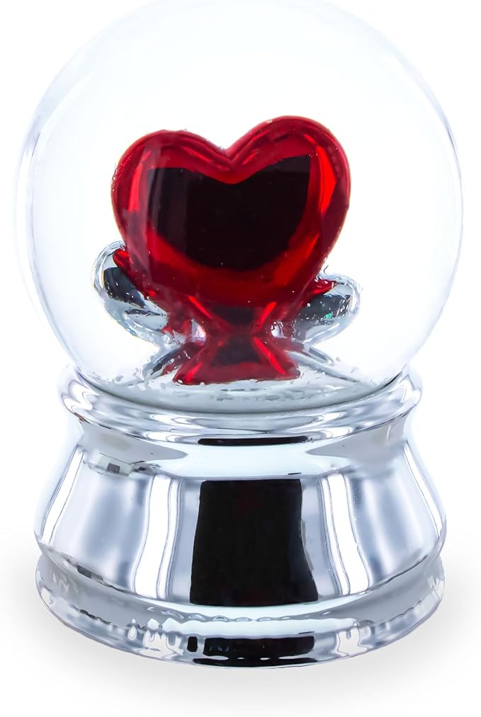 Romantic Red Heart in Love Glass Musical Water Snow Globe