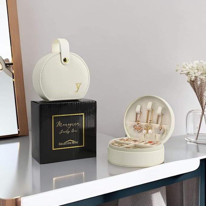COLLECTIVE HOME - Travel Jewelry Case, Elegant Half-Moon Design with Gold Monogram, Detachable Handle, Personalized Accessory Organizer, Gift for Fashion-Forward Women and Teens (y)