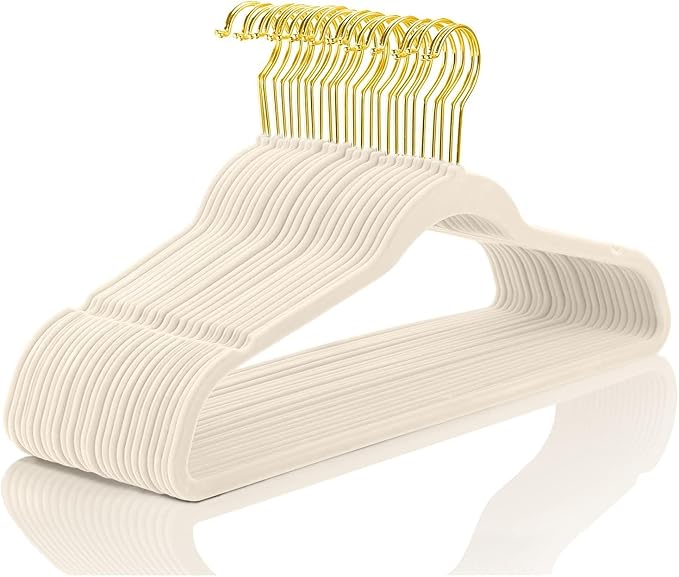MIZGI Premium Velvet Hangers Pack 30 Pcs Heavyduty - Non Slip Slimline - Velvet Suit Hangers Ivory - Gold Hooks,Space Saving Clothes Hangers