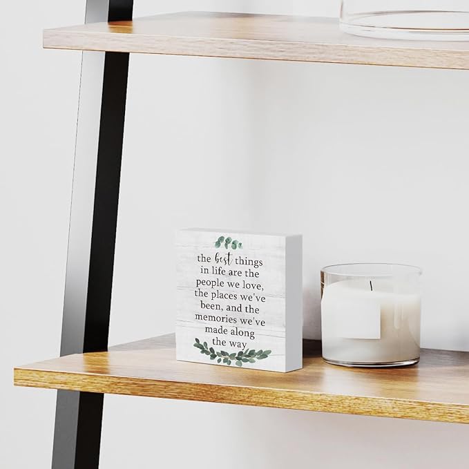 The Best Things in Life Wooden Box Sign Decorative Inspirational Quote Wood Box Sign Home Office Bedroom Decor Rustic Farmhouse Square Desk Decor Sign for Shelf 5 x 5 Inches
