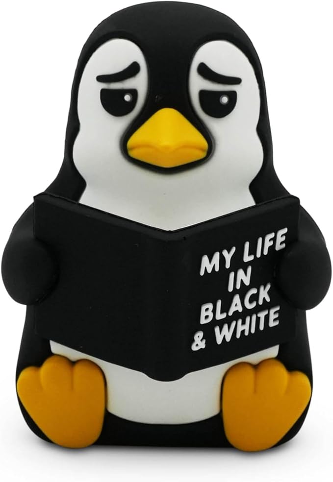 Little Readers – Cute Figurines for Bookshelves, Desks, Terrariums & Home Decor – Book-Loving Animal Statues - Penguin