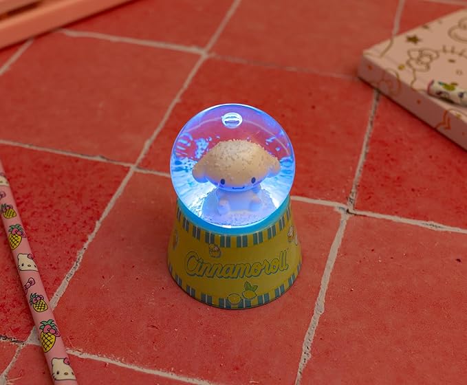 Sanrio Cinnamoroll 3-Inch Mini Light-Up Snow Globe