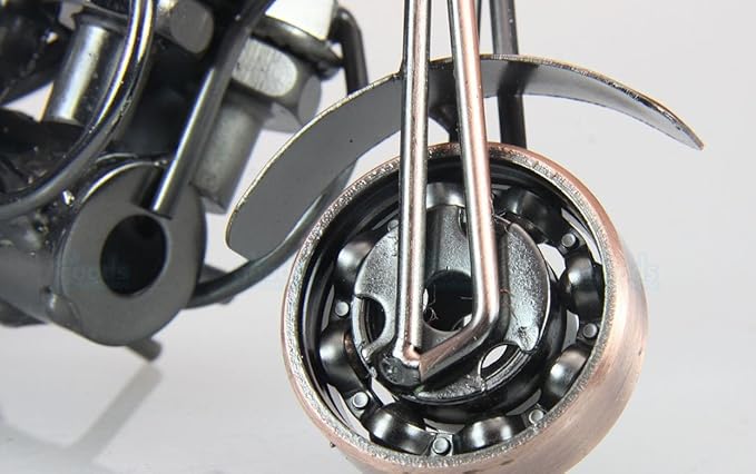 Trebisky Metal Motorcycle Decor Figurine Iron Motorcycle Sculpture Desk Decor Art Gift Vintage Home Office Decor Birthday for Men Friend Dad Son Him (Chopper)