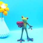 VVGIFTS Frog Figurines Decor Funny Cute Craft Resin Frog Sculpture Statue for Home Office Desk Tabletop Bathroom Decoration, Ornament Gift (Frog Holding Heart)
