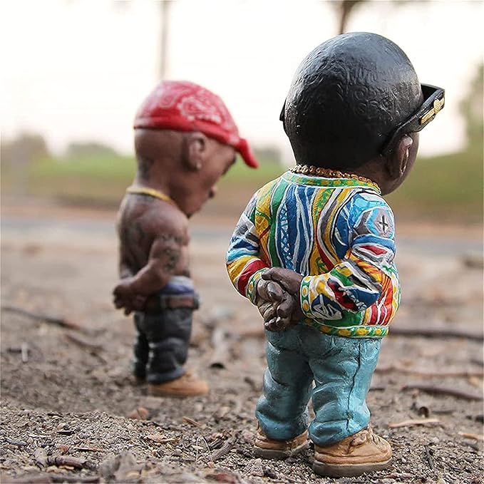 Resin Sculpture, Handmade Biggie + Tupac Ornament, Commemorative Resin Figurine (Red)
