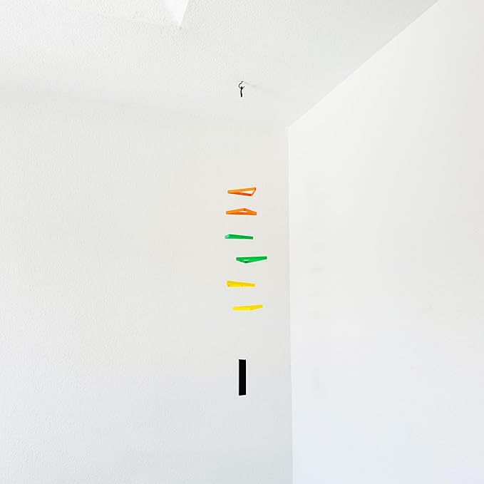 Tri-Tone Harmony Mobile: A Vibrant Orange, Green, and Yellow Hanging Décor with Six Dynamic Triangles