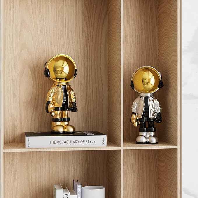 EZ4ENCE Figurine Statue Astronaut Sculpture Spaceman Decor,Sculpture for Home Decor,Arts Gold and Black Shelf Decoration,Cool Metal Mask Table Decor,Large Spaceman Figure Ornament