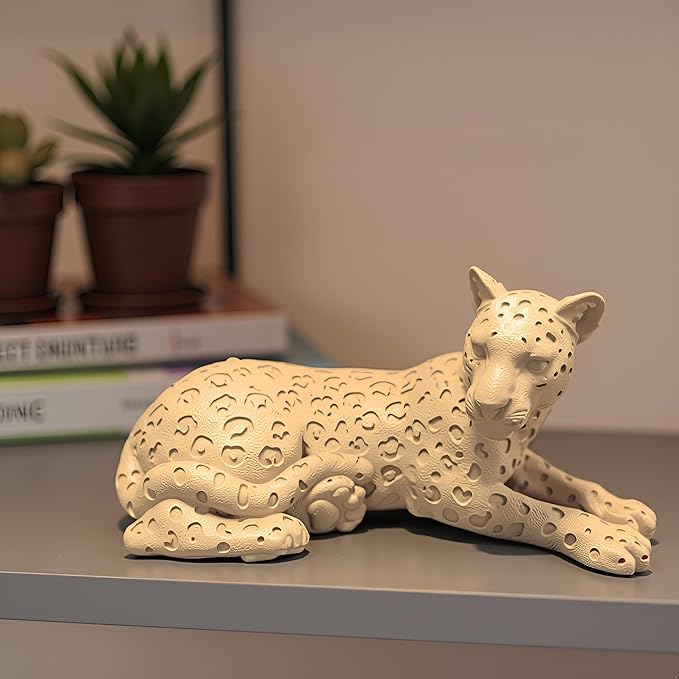 Cheetah Statue Home Decor Sculpture, Sitting Cheetah Desktop Ornament,Handmade with Resin,Office countertop Decoration,Suitable for Living Room, Dining Table, Bedroom