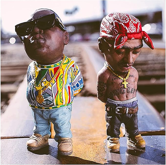 Resin Sculpture, Handmade Biggie + Tupac Ornament, Commemorative Resin Figurine (Red)