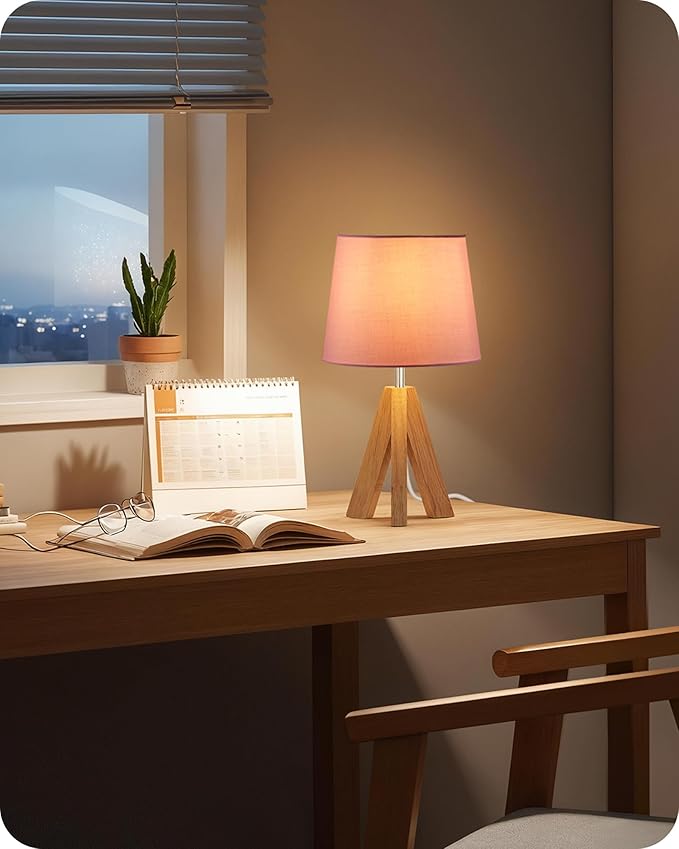 Pink Table Lamp, Small Tripod Table Lamp, Boho Bedside Lamp with Pink Linen Shade & Wood Base, Modern Nightstand Lamps, Little Cute Desk Lamp for Girls Room, Kids Room, Bedroom, P51TL05