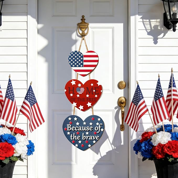 4th of July Decorations Patriotic Door Sign, American Flag Heart Hanging Wreath, Patriotic Decor Wooden Front Door Hanger for Independence Day Memorial Day Porch Wall Outdoor Indoor Home Decor