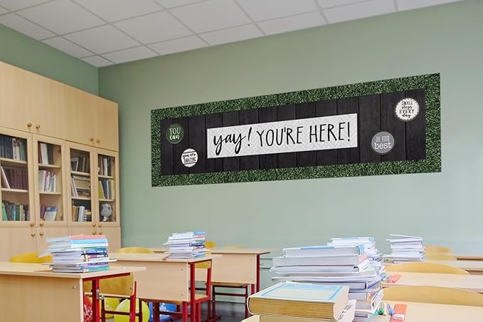 Teacher Created Resources Fun Size Vertical Black Wood Better Than Paper Bulletin Board Roll (TCR77907)