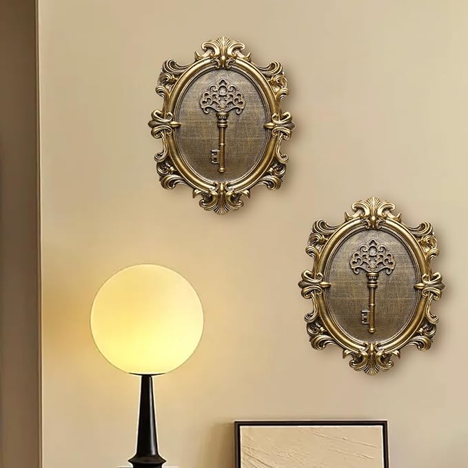 Vintage Key Wall Sculpture, Antique Wall Decor,Retro Hallway Wall Art,Hanging Decoration with Embossed Key Design, Oval Aesthetic Room Decor, Vintage Decoration for Living Room Bedroom Gallery,Unique Gifts