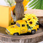 Vintage Truck with Artificial Flowers Farmhouses Tiered Tray Decors Table Centerpieces Minis Diecast Trucks Decorations Farm Pickup with Flower