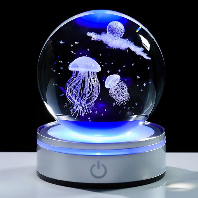 Movdyka 3D Crystal Ball Jellyfish Decor Figurine Marine Biology Gifts for Women Men Night Light, Laser Engraved Jellyfish Ornament Glass Snow Globe Room Art Decor Crafts