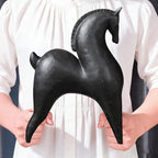 Cynkeyee Black Horse Statue Home Decor - Modern Abstract Horse Statues, Minimalist Decor Matte Black Horses Gift for Living Room Centrepiece Knick Knacks for Shelves 11.5x4.25x8.5 Inch