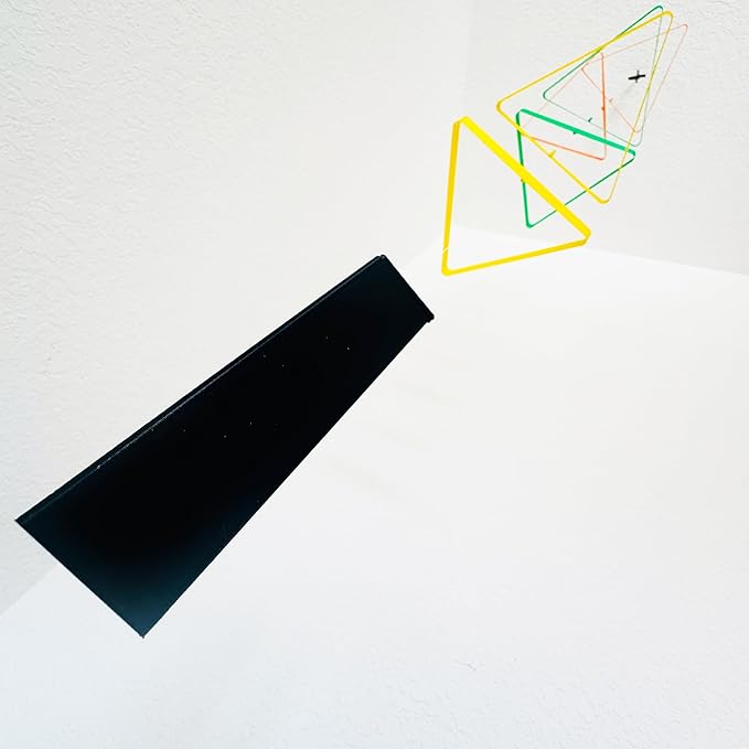 Tri-Tone Harmony Mobile: A Vibrant Orange, Green, and Yellow Hanging Décor with Six Dynamic Triangles