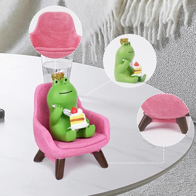 Miniature Frog Figurine Desk Decor, Cute Frog Statue, Mini Frog Garden Decor Resin, Funny Frog Figure Decorations Fairy Garden Accessories Gifts for Home,Office,Room Ornament(Pink Cake)