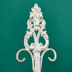 Wreath Stands for Display, Retro White Standing Wreath Holder, Wrought Iron Wreath Hanger Stand, Fleur-De-Lis Tall Floor and Tabletop Christmas Wreath Stands for Porch, New Year Wreath, Party Decor