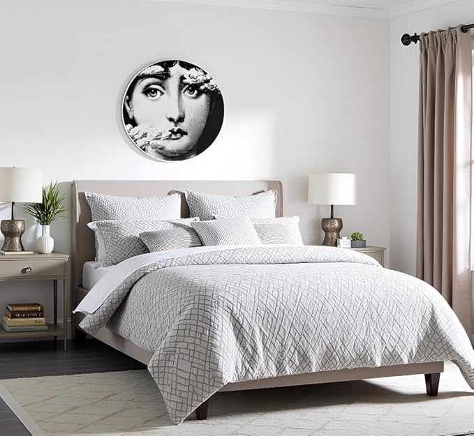 10" Italian-Style Decorative Plate – Modern Art Face Design, Handcrafted Ceramic Platter for Tabletop or Wall Display (Pretty Face)