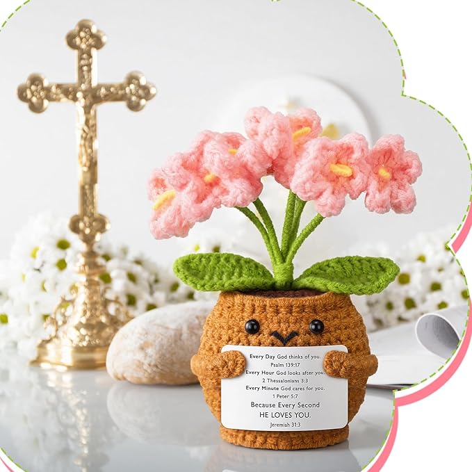 Wavwavw Christian Gift for Women Positive Handmade Crochet Doll with Bible Verse Prayer Card Inspirational Scripture Religious Crochet for Christmas Sunday Group Church(Not Forget Me)