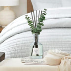 COCORRÍNA Cashmere Vanilla Reed Diffuser – 6.76 oz Essential Oil with 8 Reeds & Real Eucalyptus Sticks, Home Fragrance for Bedroom or Bathroom Décor