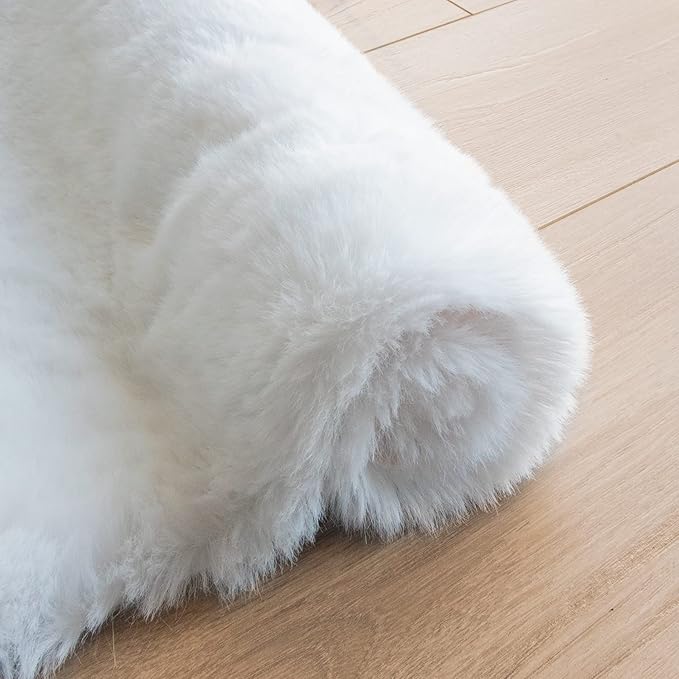 White Faux Fur Rug 5x7 Rugs for Living Room Shag Washable Area Rug Fuzzy Rugs for Bedroom Girl Room Decor Rectangle Rug