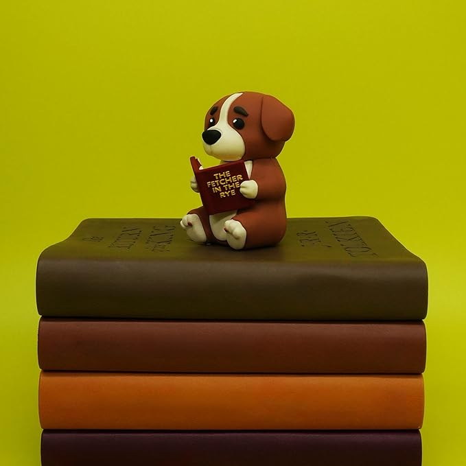 Little Readers – Cute Figurines for Bookshelves, Desks, Terrariums & Home Decor – Book-Loving Animal Statues - Dog