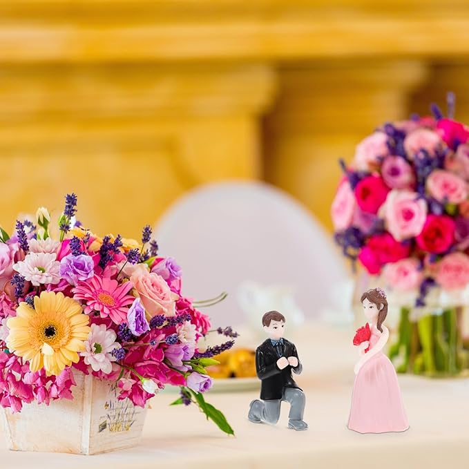 Amosfun Wedding Doll Ornaments Mini Couple Figurines 2.20 Inch Resin Proposal Statue Lightweight Compact Tabletop Display for Wedding Cake Toppers and Home Party Decoration